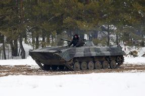 Training of military in the Desna training center