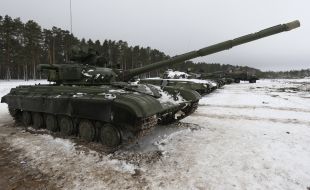 Подготовка военных в учебном центре "Десна"