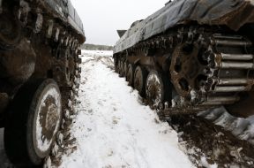 Подготовка военных в учебном центре "Десна"
