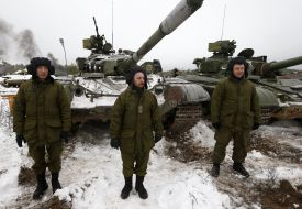 Подготовка военных в учебном центре "Десна"