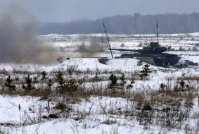 Подготовка военных в учебном центре "Десна"