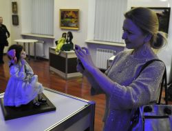 Exhibition of art dolls and contemporary art