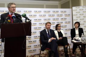 Anatoly Zabolotniy, Sergey Palkin, Natalia Yemchenko and Rimma Fil