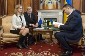 Vladimir Groisman and Christina Zelenkova