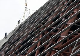 The construction of the New Safe Confinement