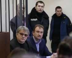 Aleksandr Popov, Nikolay Karnaukh