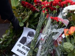 Flowers at the murder scene of Boris Nemtsov