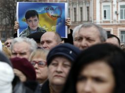 Prayer service participants 