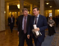 Юрий Луценко