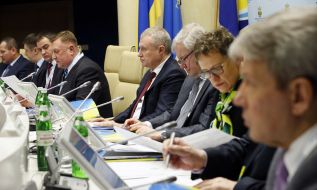 Grogoriy Surkis and Frantisek Laurinets