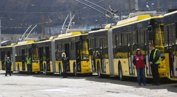 The trolleybus