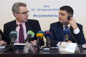 Geoffrey R. Pyatt and Vladimir Groisman 