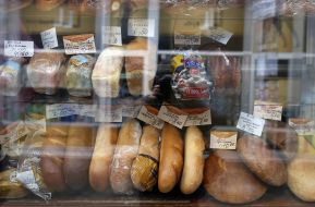 Trading of bread