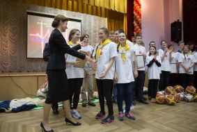 Marina Poroshenko in Scandinavian school
