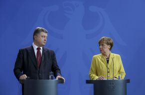 Petro Poroshenko and Angela Merkel