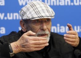 Вахтанг Кикабидзе