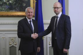 Arseniy Yatsenyuk and Thorbjorn Jagland 