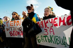 People greeted fighters