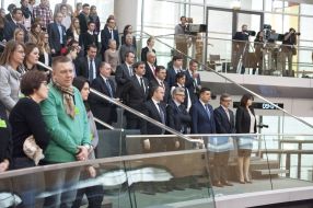 Володимир Гройсман та українська делегація