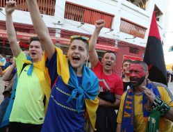 Fans of national team of Ukraine