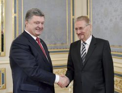 Petro Poroshenko and Emil Constantinescu