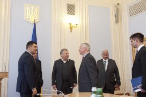 Vladimir Groisman and Aleksander Kwasniewski