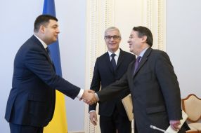 Vladimir Groisman, Herve More and Alain Remy