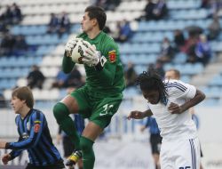 Yuri Martyschuk and Demersi Mbokani