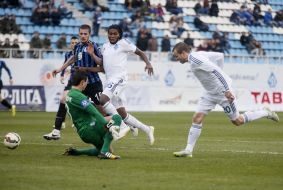 Yuri Martyschuk, Oleg Gusev and Demersi Mbokani