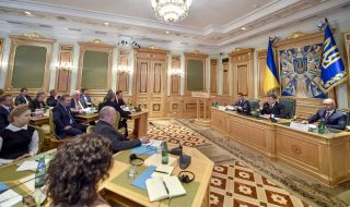 Vladimir Groysman, Petr Poroshenko and Arseniy Yatsenyuk
