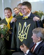 Igor Zhdanov and Valeriy Sushkevich