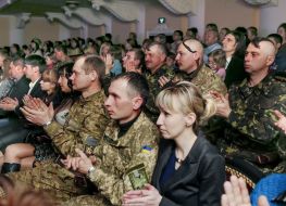 Військовослужбовці