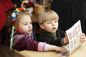 Workshop on Easter egg painting