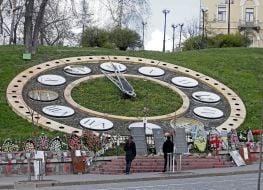 Flower Clock