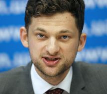 Дмитро Дубілет