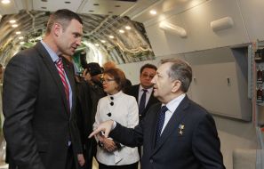 Vitaliy Klitschko and Dmitriy Kiva