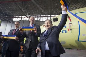 Vitaliy Klitschko and Dmitriy Kiva