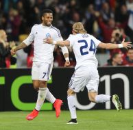 Domagoj Vida and Jermain Lens