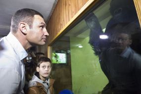 Vitaliy Klitschko inspected the zoo