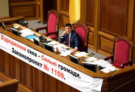 Vladimir Groysman and Andrey Parubiy