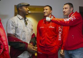 Wladimir Klitschko, Vitali Klitschko and Lennox Lewis 