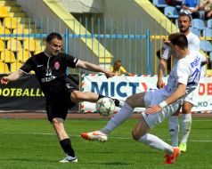 Playing moment of match