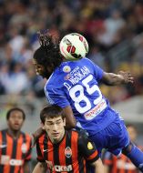 Taras Stepanenko and Demersi Mbokani