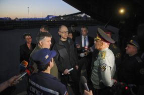 Арсеній Яценюк проінспектував хід ліквідації лісової пожежі