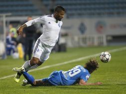 Playing moment of match