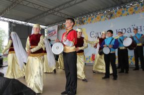 Performance of the Crimean Tatar ensemble