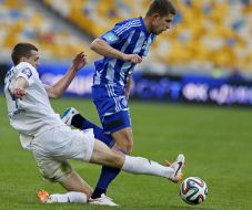 Playing moment of match