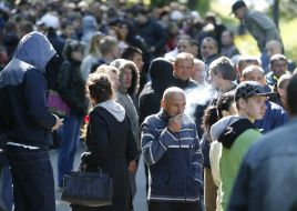 Участники праздничного митинга