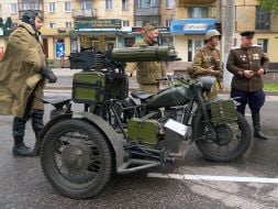 Військова техніка 