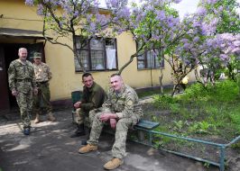 Soldiers of the 80th separate airmobile brigade